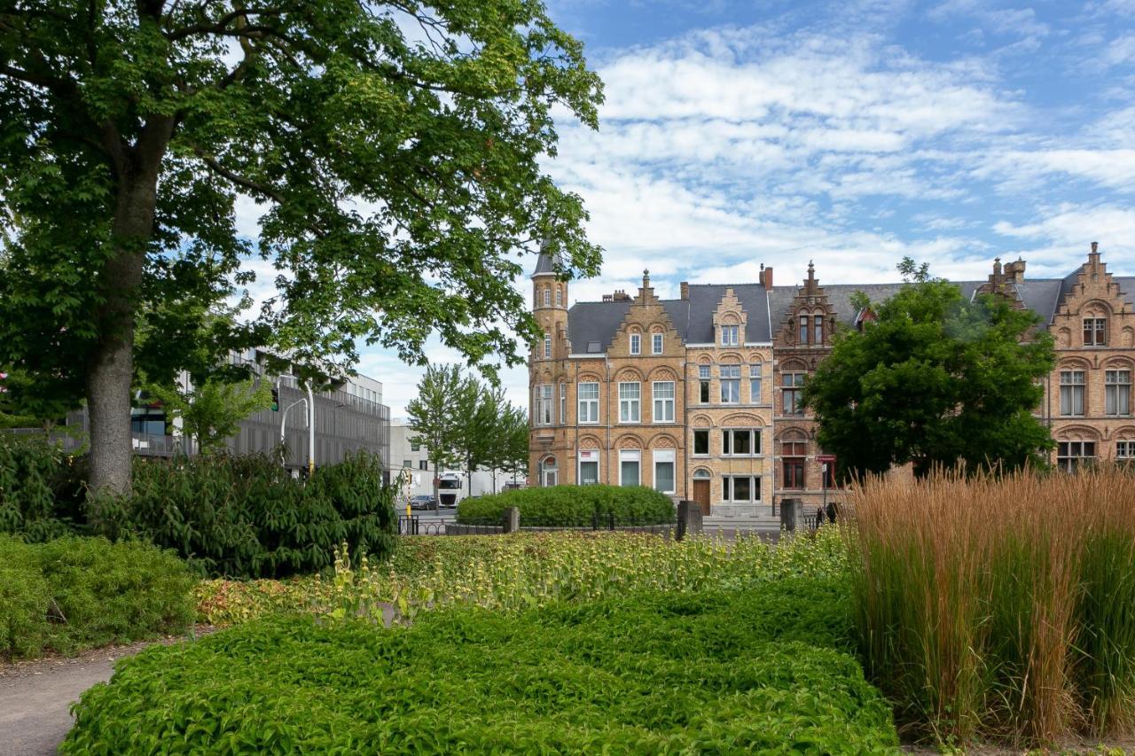 Fantastisch Herenhuis Ensemble Ieper Eksteriør billede